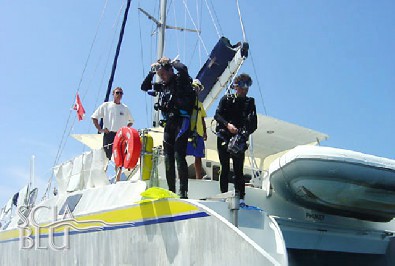 Catamarano di 48 piedi con equipaggio e pensione completa (attrezzato per diving)
