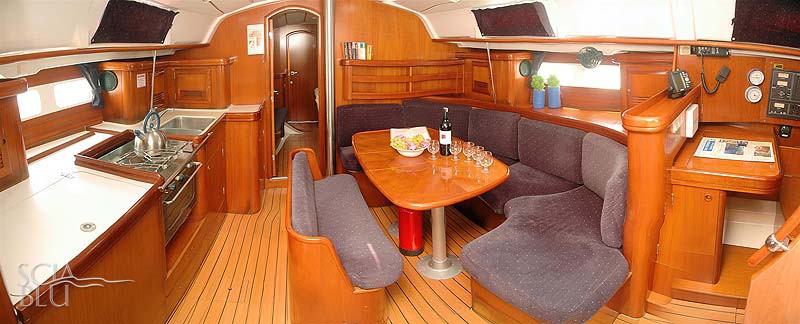 Oceanis 411 clipper: dinette