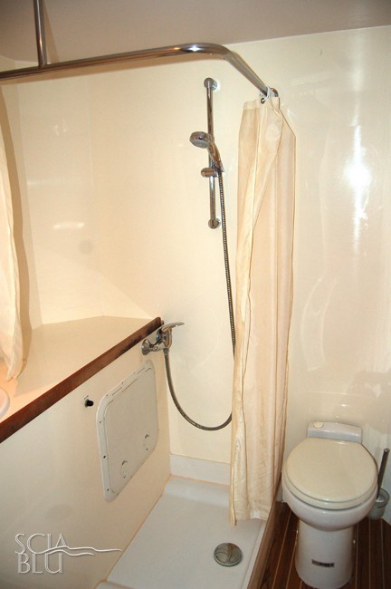 Il bagno privato annesso alla cabina