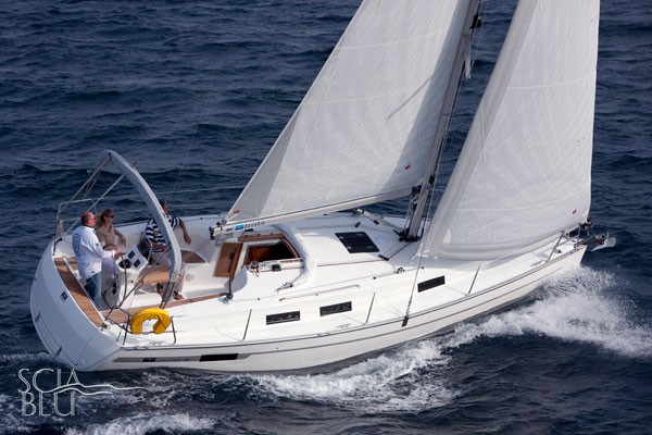 Bavaria 32 cruiser