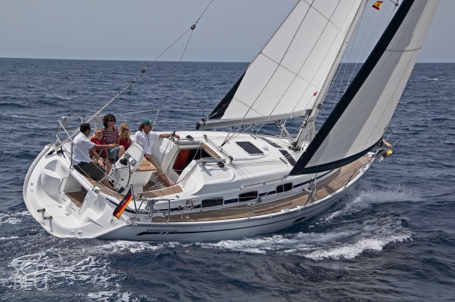 Bavaria 33