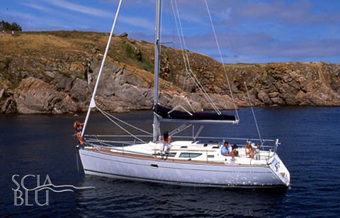 Sun Odyssey 35