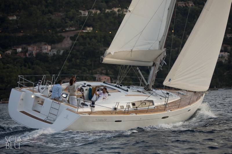 Oceanis 54