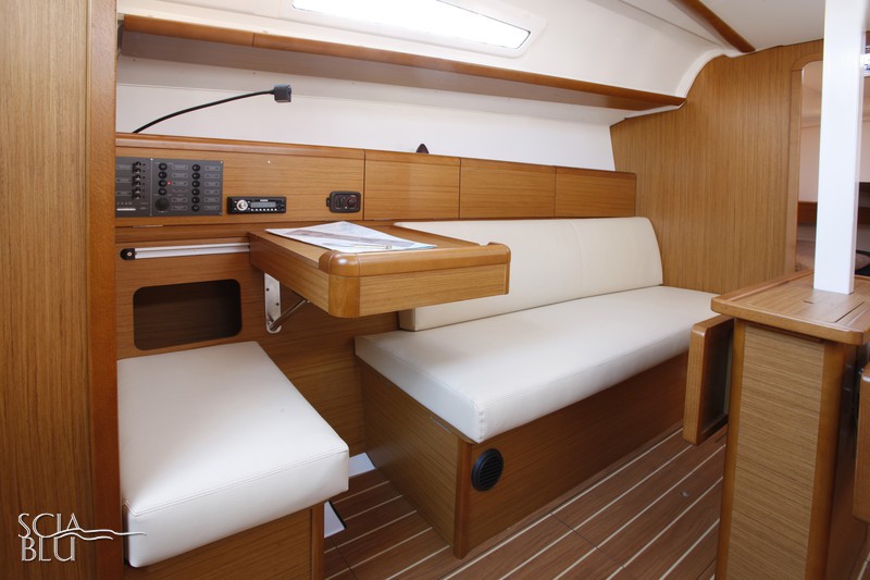 Sun Odyssey 33i