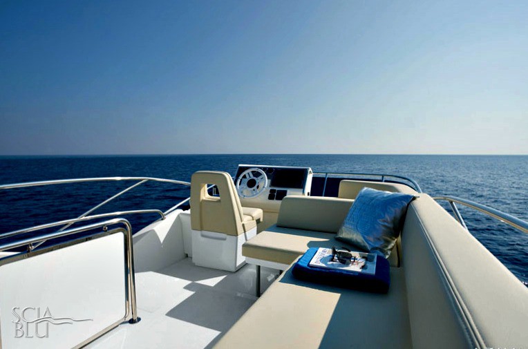 Azimut 38 fLY