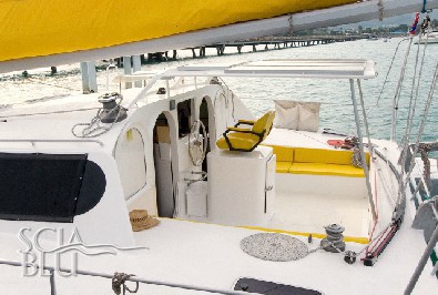 Catamarano di 48 piedi con equipaggio e pensione completa (attrezzato per diving)